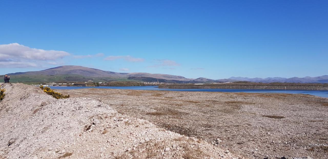 Port Haverigg Marina Village Millom Exterior foto